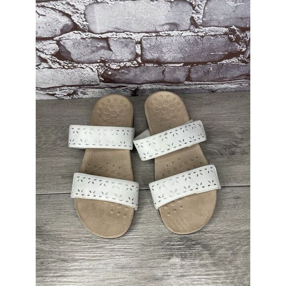 Vionic Randi White Leather Strappy Casual Orthopedic Sandals Women 6.5M US/37EU - Picture 2 of 16